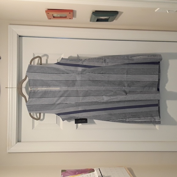 NWT Tommy Hilfiger Dress - Picture 2 of 3
